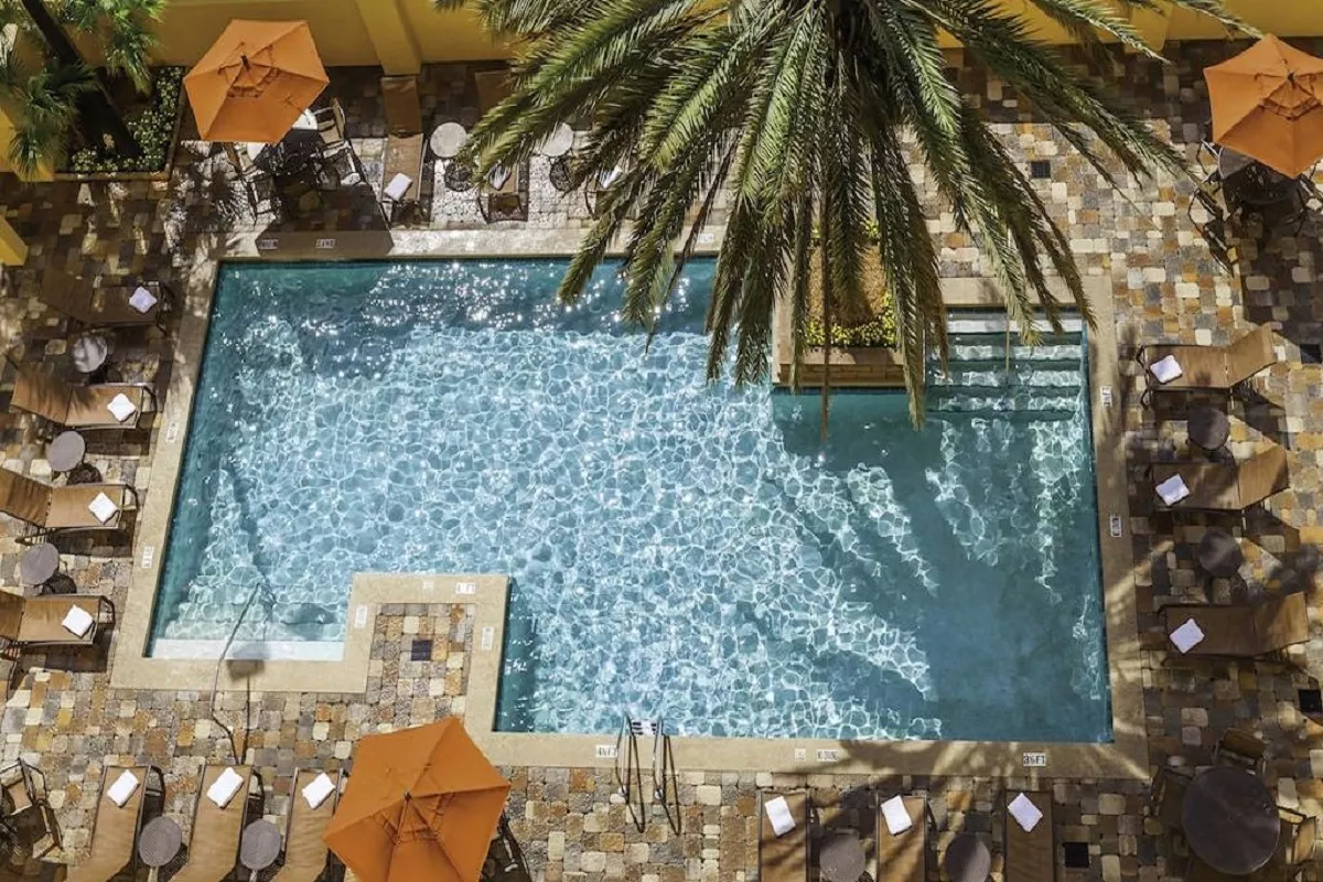embassy-suites-by-hilton-orlando-international-drive-convention-center-5