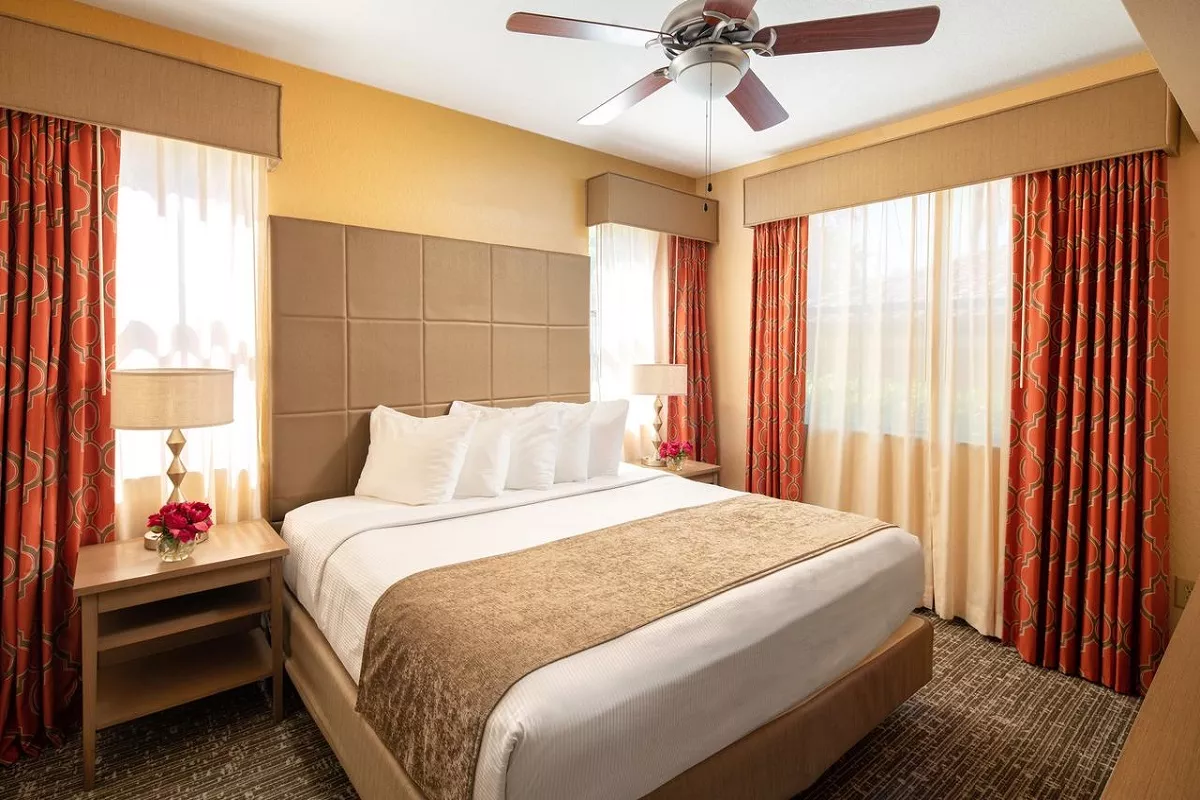 floridays-resort-orlando-near-seaworld-disney-3