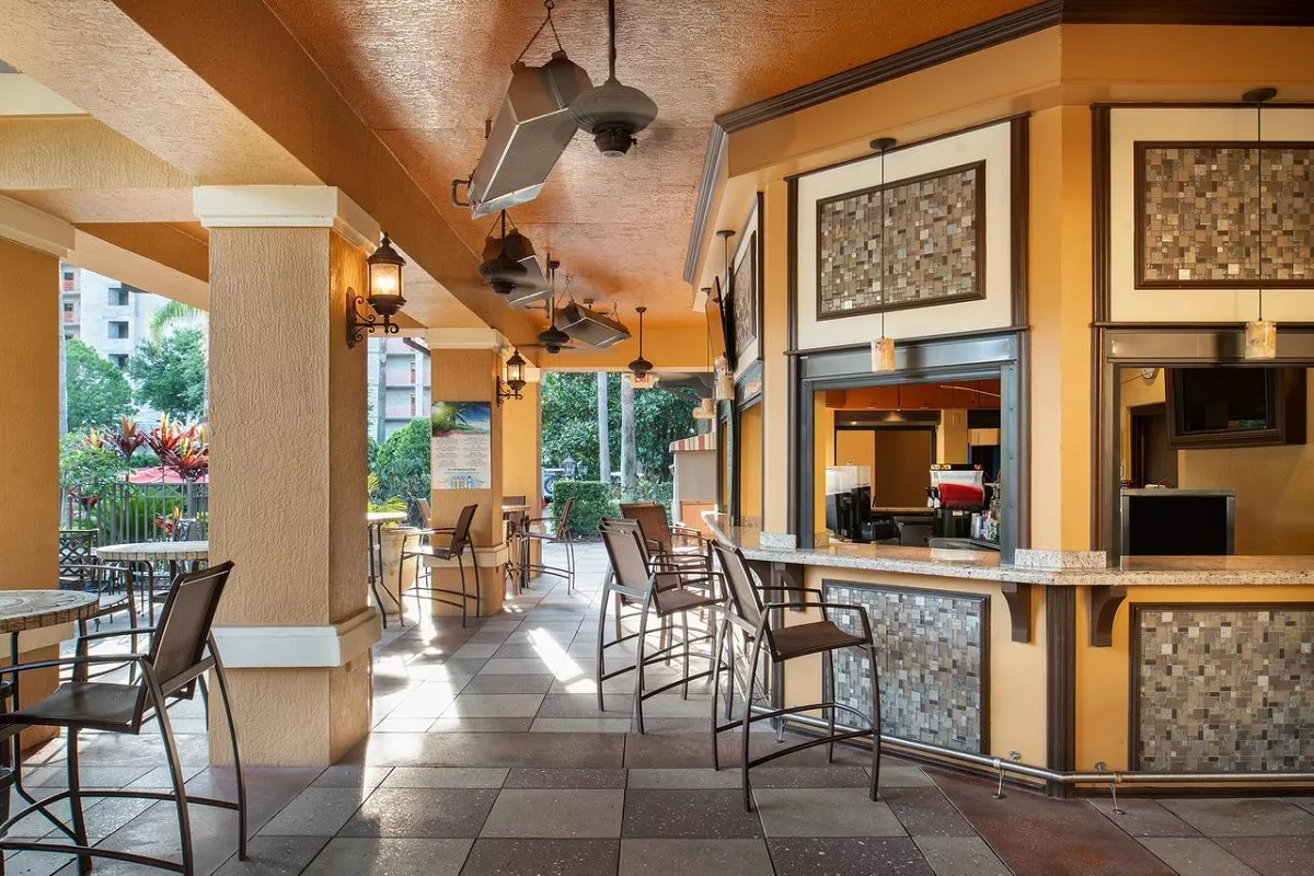 floridays-resort-orlando-near-seaworld-disney-4