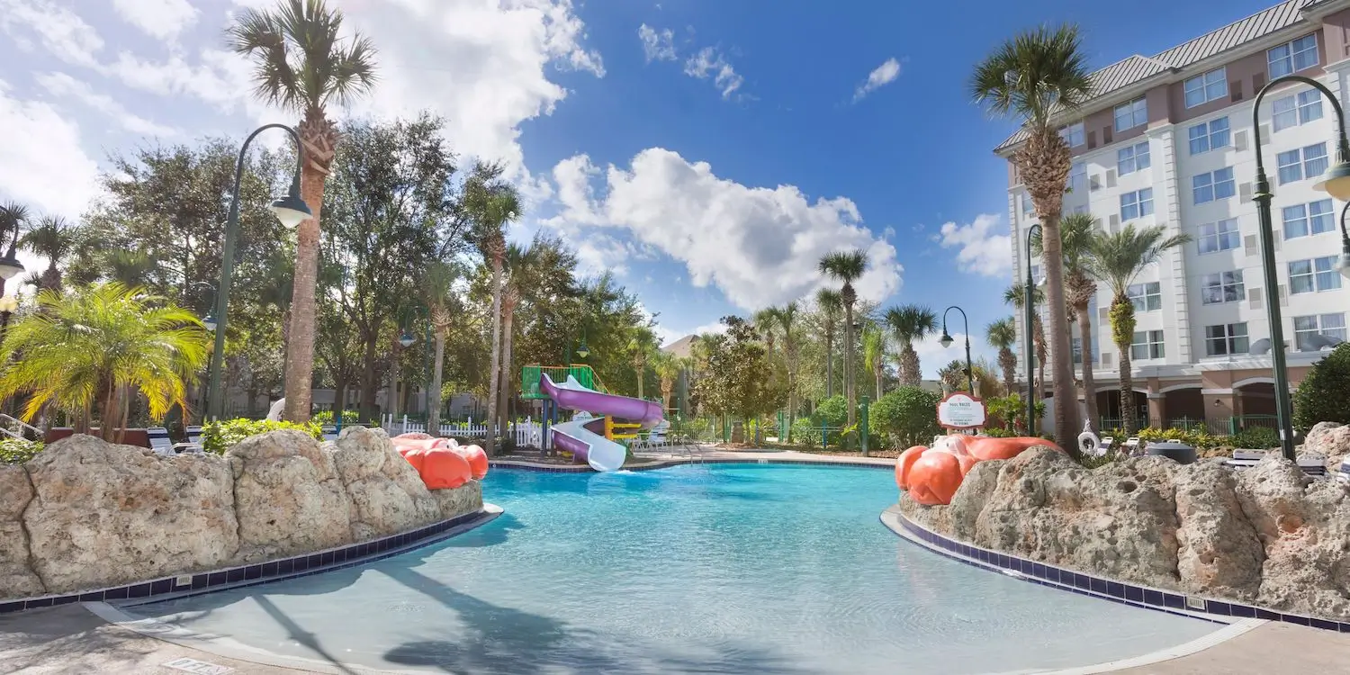holiday-inn-express-&-suites-s-lake-buena-vista-4