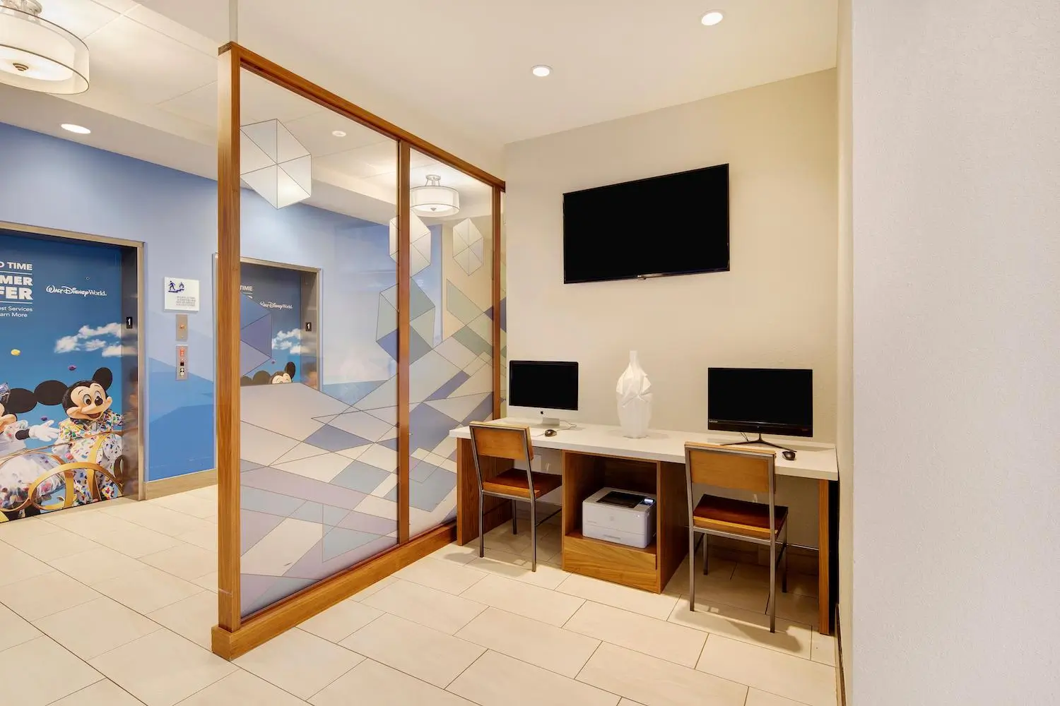 holiday-inn-express-&-suites-s-lake-buena-vista-5