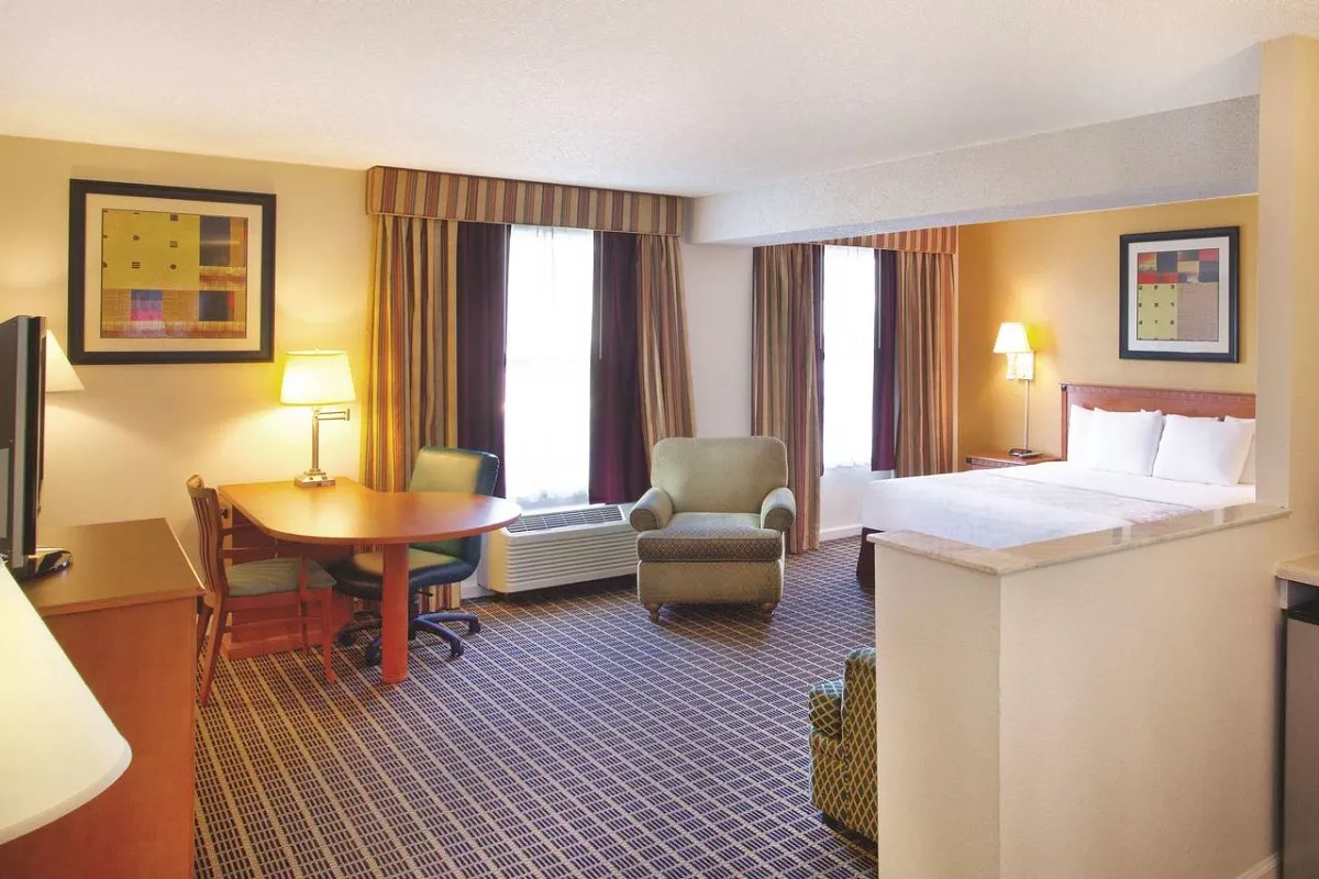 la-quinta-inn-orlando-near-universal-4