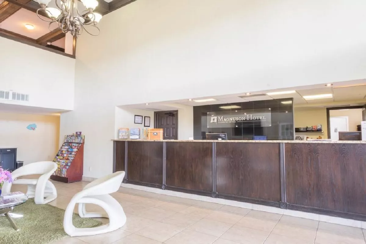magnuson-hotel-clearwater-beach-2
