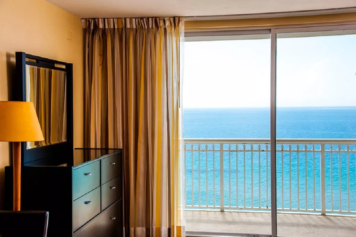 ramada-plaza-by-wyndham-marco-polo-beach-resort-4