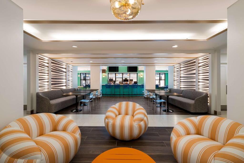 sonesta-es-suites-orlando-international-drive-3