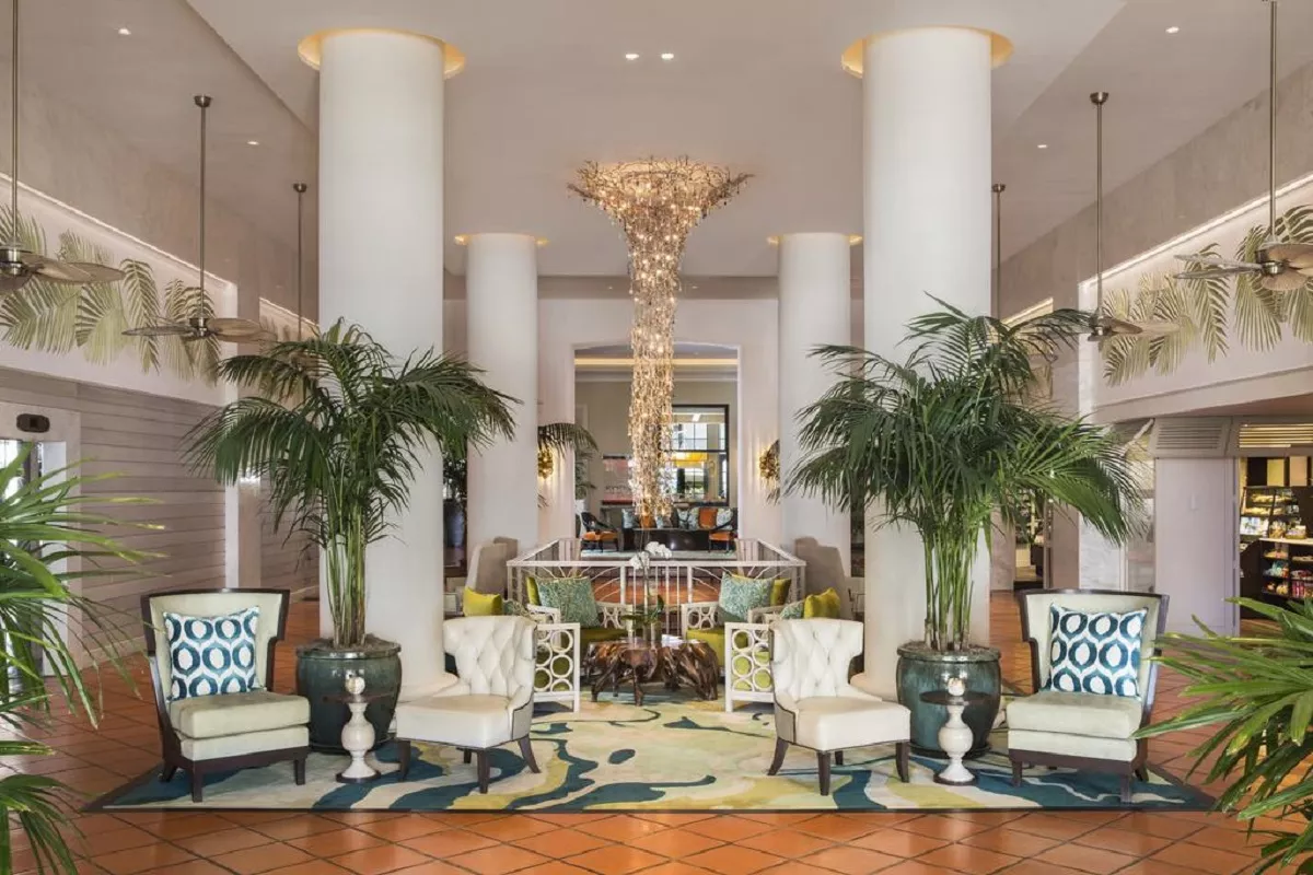 the-palms-hotel-&-spa-2